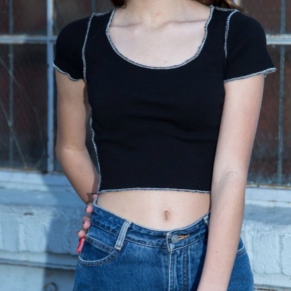 Brandy Melville Baby Tee